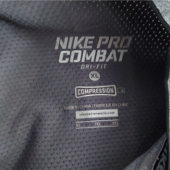 Nike Pro Combat Dri-Fit Compression Padded Shirt Size XL 373113-021 - Picture 6 of 8